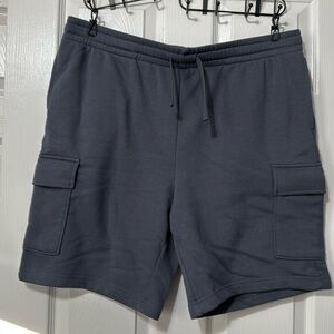 Men’s casual shorts